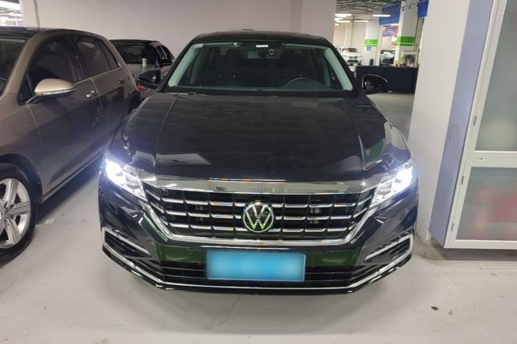 Used Volkswagen Passat 2021 330TSI Elite Edition Front