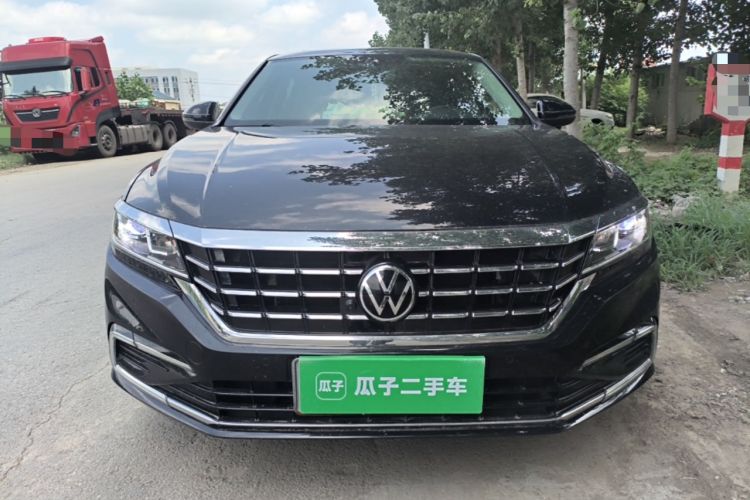 Used Volkswagen Passat 2021 330TSI Elite Edition Front