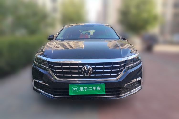 Used Volkswagen Passat 2021 330TSI Luxury Edition Front