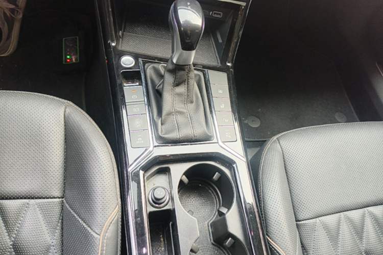 Used Volkswagen Passat 2021 380TSI Flagship Edition Gear Lever