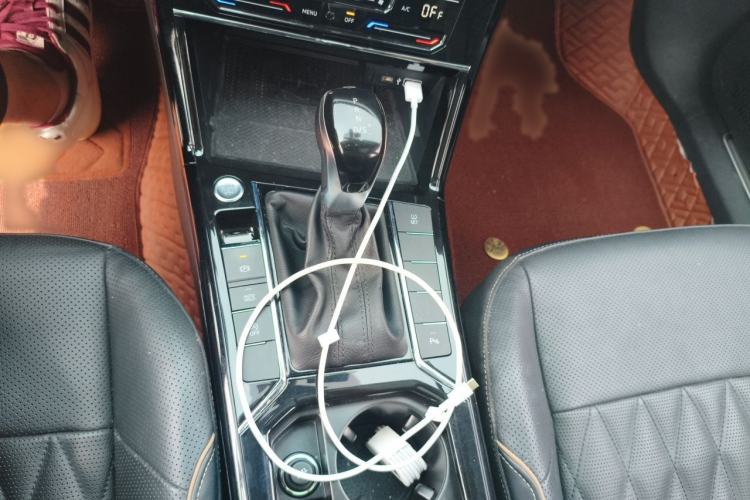 Used Volkswagen Passat 2021 330TSI Luxury Edition Gear Lever