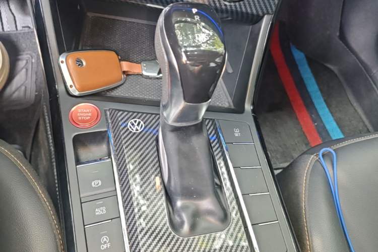 Used Volkswagen Passat 2021 280TSI Business Edition Gear Lever