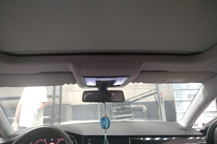 Used Volkswagen Passat 2021 330TSI Luxury Edition Headliner