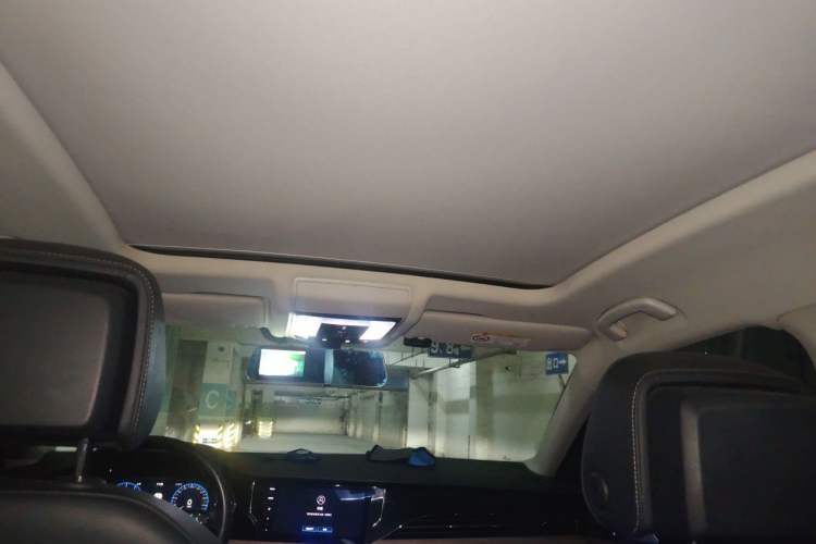 Used Volkswagen Passat 2021 330TSI Luxury Edition Headliner