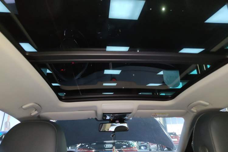 Used Volkswagen Passat 2021 330TSI Elite Edition Headliner