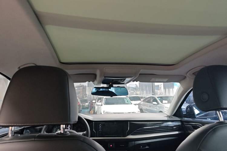 Used Volkswagen Passat 2021 330TSI Elite Edition Headliner