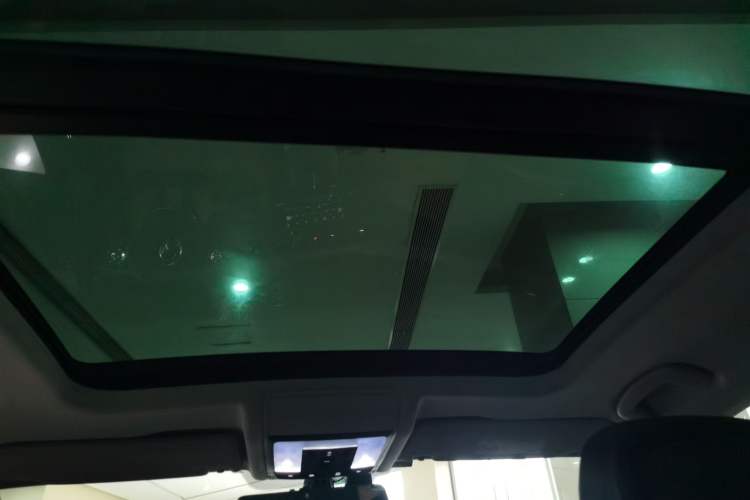 Used Volkswagen Passat 2021 330TSI Luxury Edition Headliner