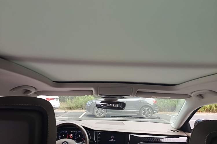 Used Volkswagen Passat 2021 380TSI Flagship Edition Headliner