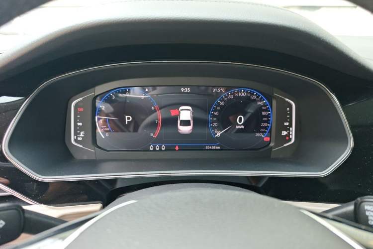 Used Volkswagen Passat 2021 330TSI Luxury Edition Instrument Cluster