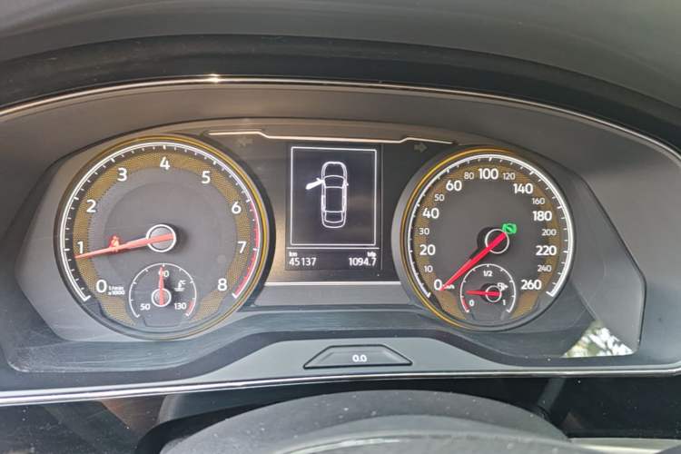 Used Volkswagen Passat 2021 280TSI Business Edition Instrument Cluster