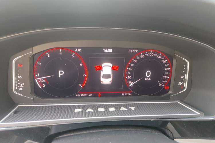 Used Volkswagen Passat 2021 330TSI Luxury Edition Instrument Cluster