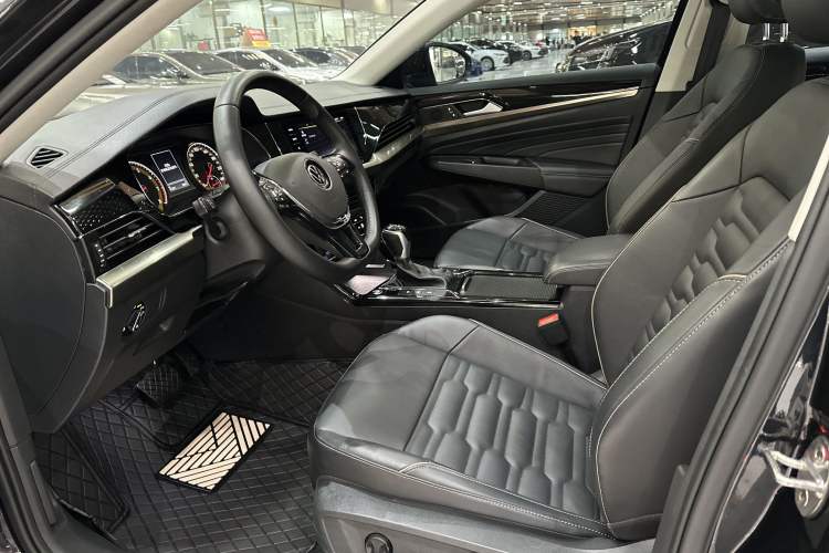 Used Volkswagen Passat 2021 280TSI Elite Edition Interior 1