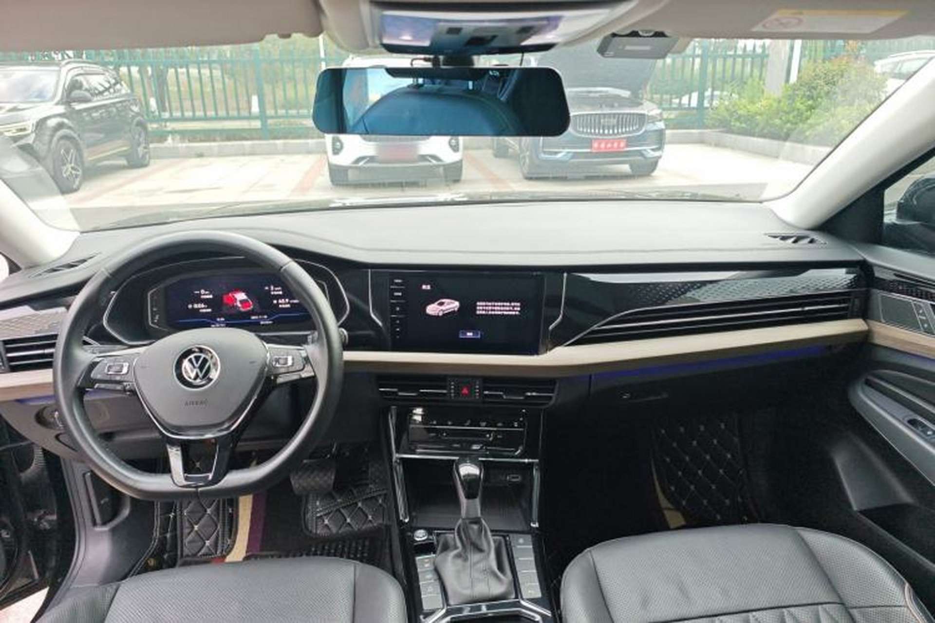 Used Volkswagen Passat 2021 330TSI Luxury Edition Interior 2