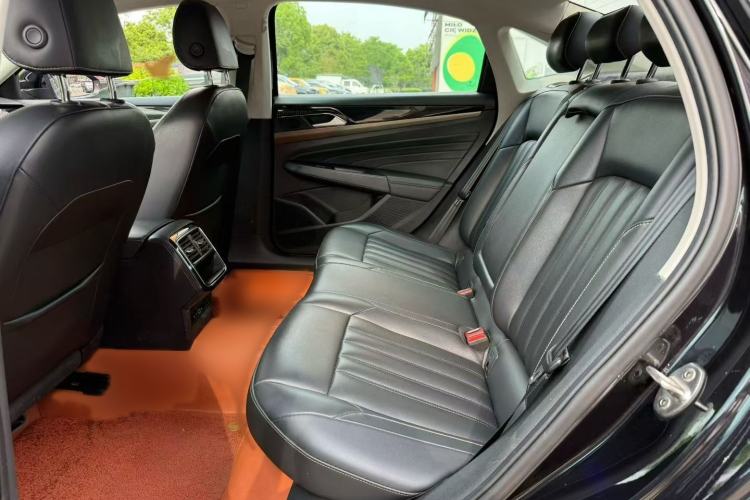 Used Volkswagen Passat 2021 280TSI Business Edition Interior 4