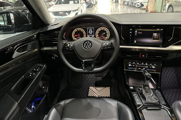 Used Volkswagen Passat 2021 280TSI Elite Edition Interior 6