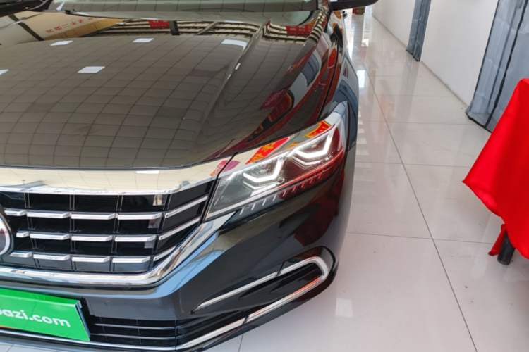 Used Volkswagen Passat 2021 380TSI Luxury Edition Left Front Headlight