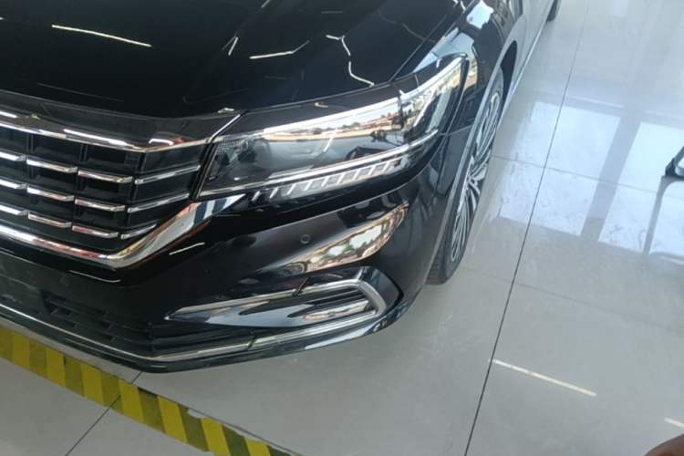 Used Volkswagen Passat 2021 330TSI Luxury Edition Left Front Headlight