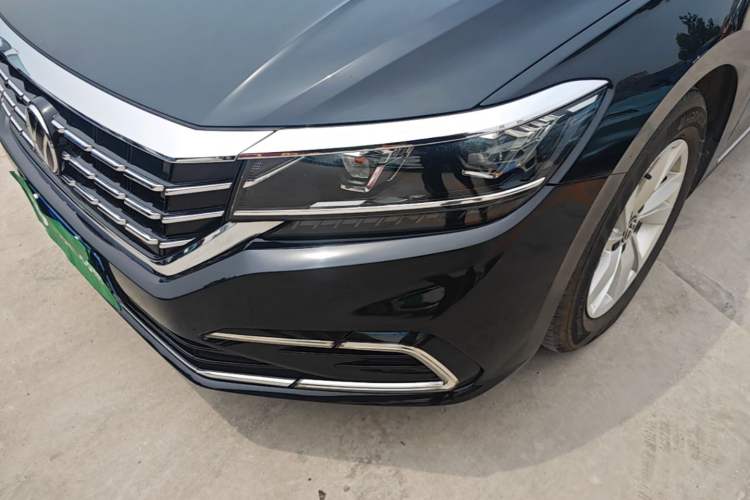 Used Volkswagen Passat 2021 280TSI Business Edition Left Front Headlight