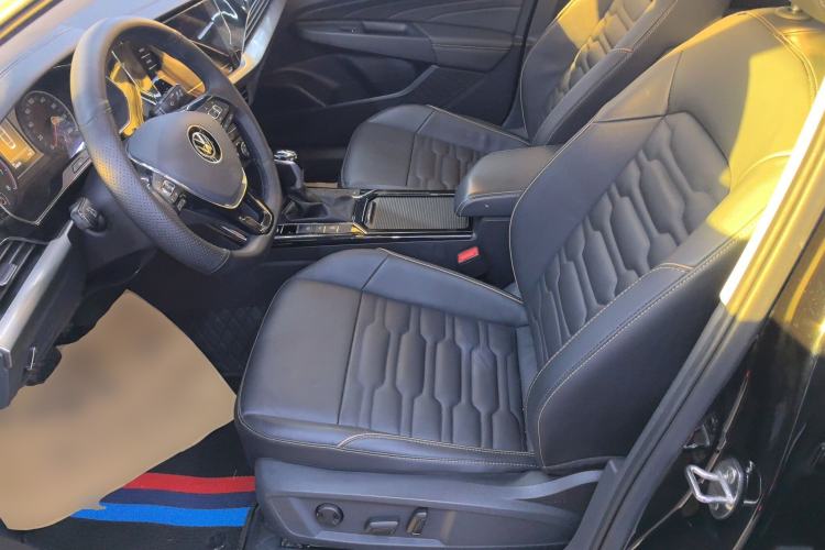 Used Volkswagen Passat 2021 330TSI Elite Edition Left Front Seat