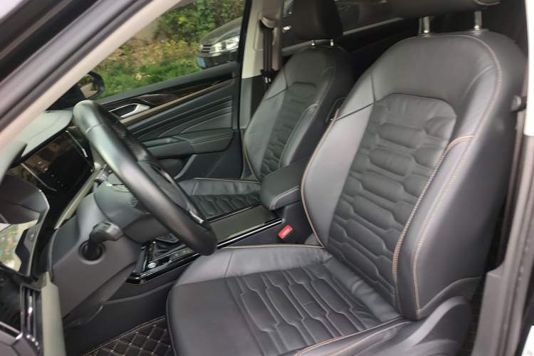 Used Volkswagen Passat 2021 330TSI Elite Edition Left Front Seat