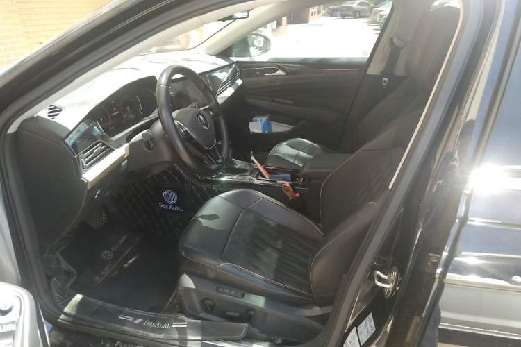 Used Volkswagen Passat 2021 380TSI Luxury Edition Left Front Seat