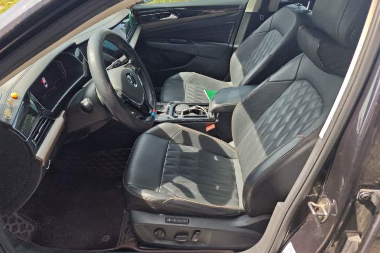 Used Volkswagen Passat 2021 330TSI Luxury Edition Left Front Seat