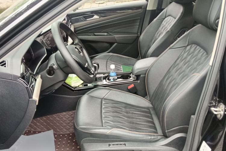 Used Volkswagen Passat 2021 330TSI Luxury Edition Left Front Seat