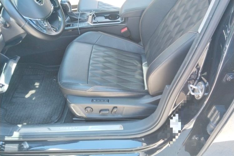 Used Volkswagen Passat 2021 330TSI Luxury Edition Left Front Seat