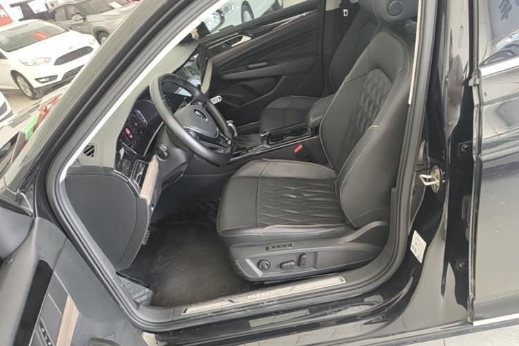 Used Volkswagen Passat 2021 330TSI Luxury Edition Left Front Seat