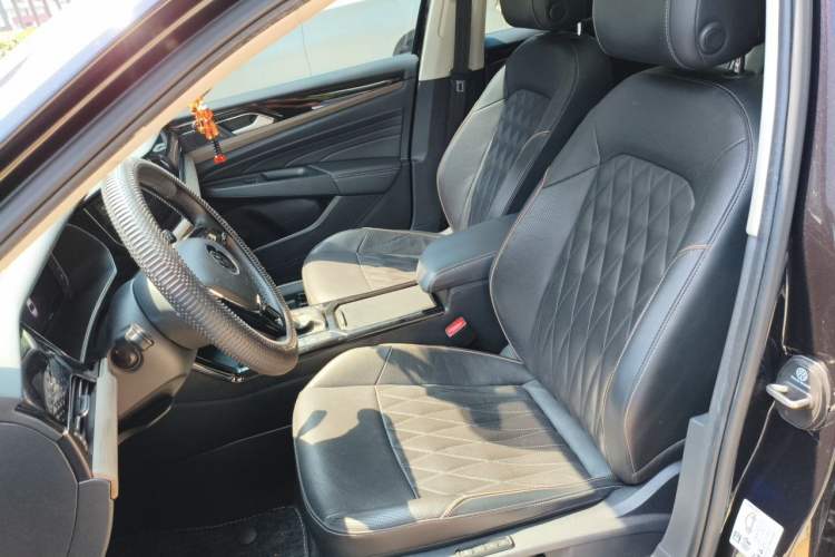Used Volkswagen Passat 2021 330TSI Luxury Edition Left Front Seat