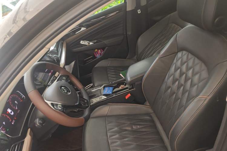 Used Volkswagen Passat 2021 330TSI Luxury Edition Left Front Seat