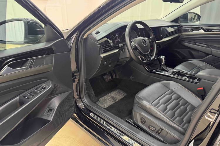 Used Volkswagen Passat 2021 280TSI Elite Edition Left Front Seat