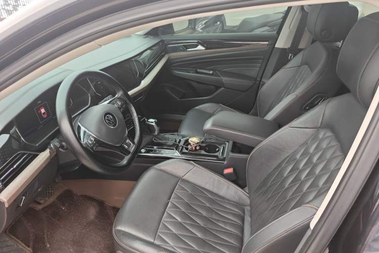 Used Volkswagen Passat 2021 330TSI Luxury Edition Left Front Seat