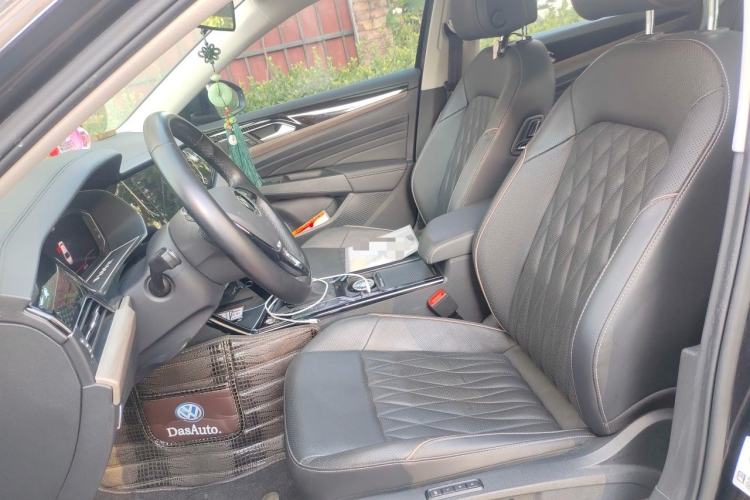 Used Volkswagen Passat 2021 330TSI Luxury Edition Left Front Seat