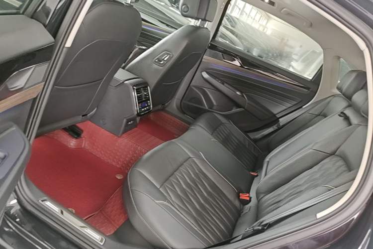 Used Volkswagen Passat 2021 330TSI Luxury Edition Left Rear Seat