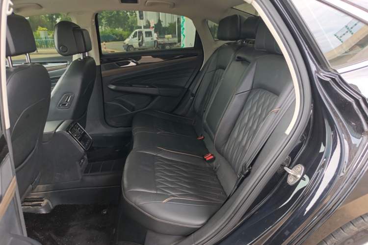 Used Volkswagen Passat 2021 330TSI Luxury Edition Left Rear Seat