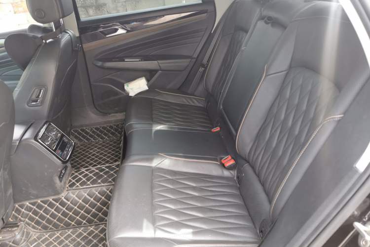 Used Volkswagen Passat 2021 330TSI Luxury Edition Left Rear Seat