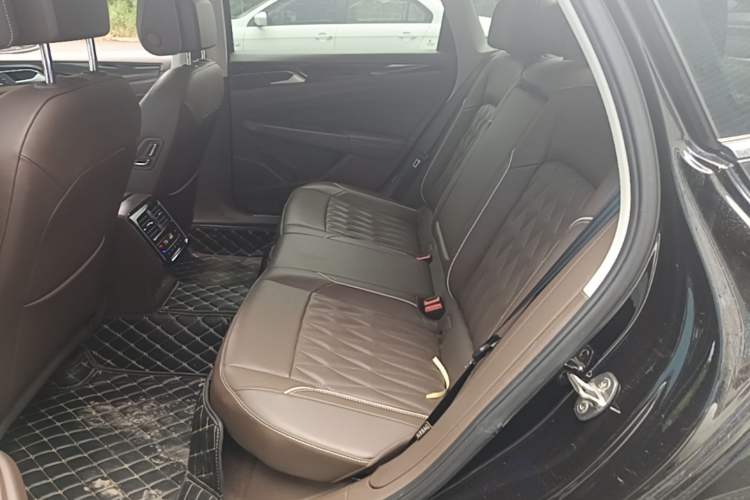 Used Volkswagen Passat 2021 380TSI Flagship Edition Left Rear Seat