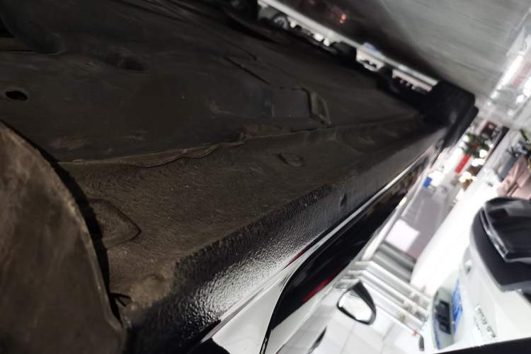 Used Volkswagen Passat 2021 330TSI Elite Edition Left Side Sill