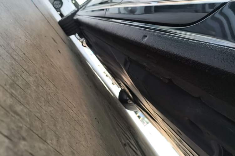 Used Volkswagen Passat 2021 330TSI Luxury Edition Left Side Sill