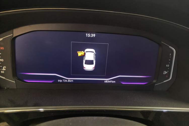 Used Volkswagen Passat 2021 380TSI Luxury Edition Odometer Close Up