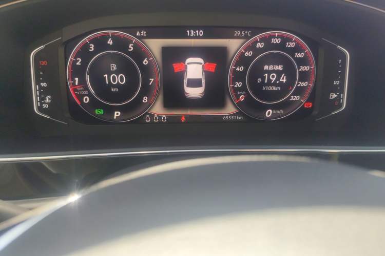 Used Volkswagen Passat 2021 330TSI Luxury Edition Odometer Close Up