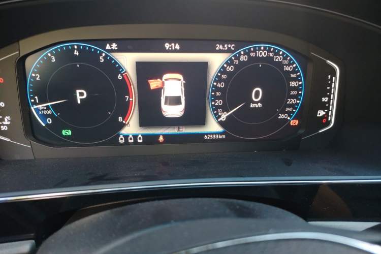 Used Volkswagen Passat 2021 330TSI Luxury Edition Odometer Close Up