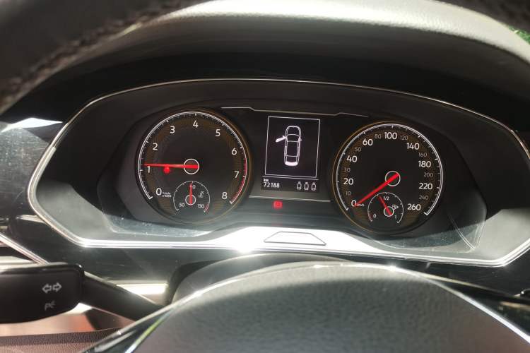 Used Volkswagen Passat 2021 280TSI Elite Edition Odometer Close Up