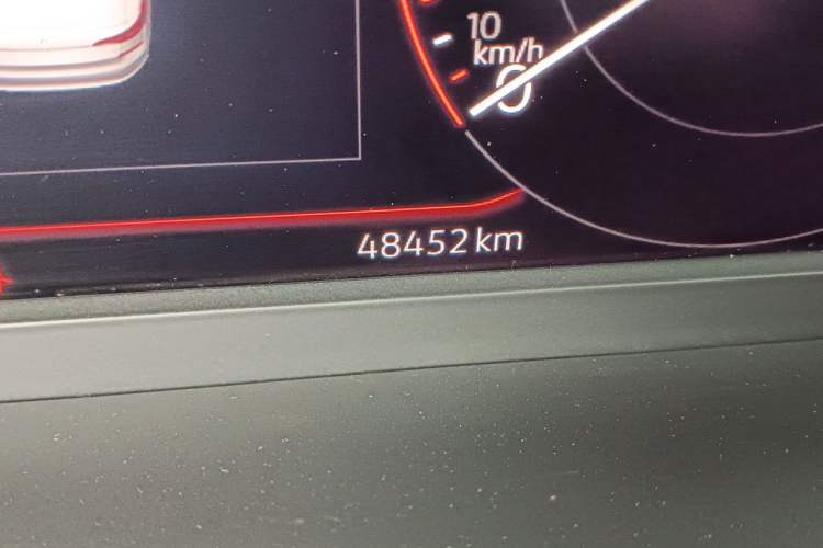Used Volkswagen Passat 2021 330TSI Luxury Edition Odometer Close Up