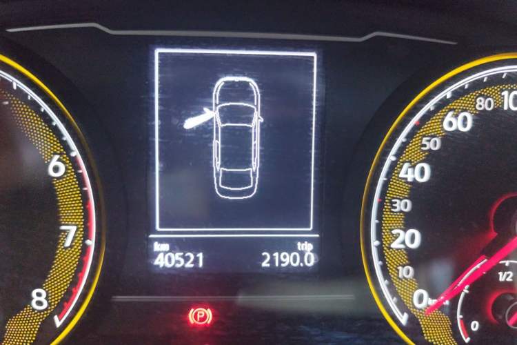 Used Volkswagen Passat 2021 330TSI Elite Edition Odometer Close Up