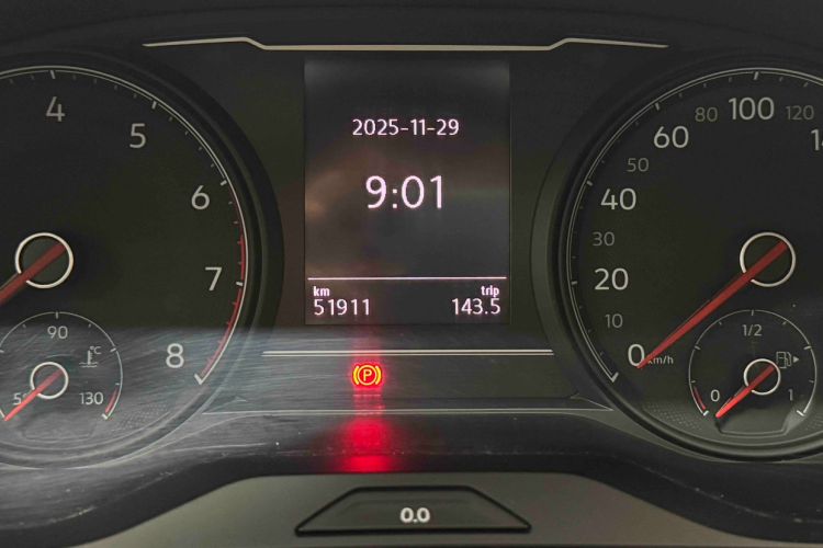 Used Volkswagen Passat 2021 280TSI Elite Edition Odometer Close Up