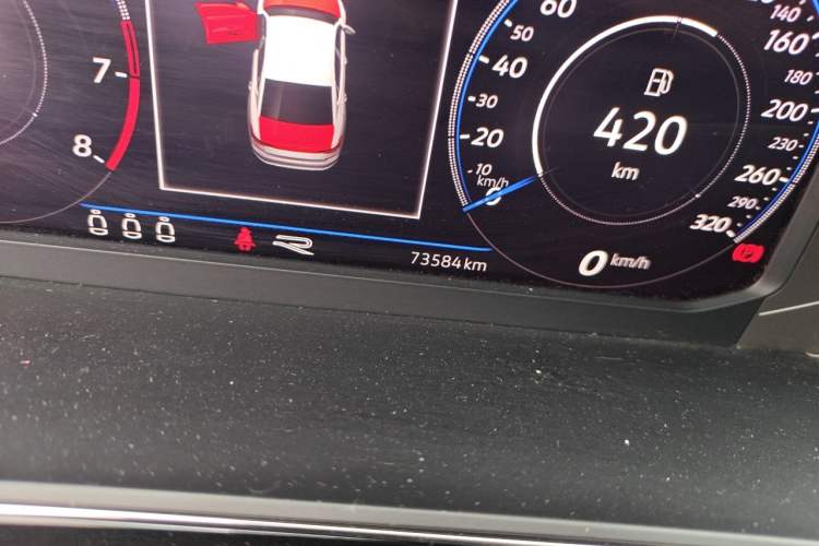 Used Volkswagen Passat 2021 330TSI Luxury Edition Odometer Close Up