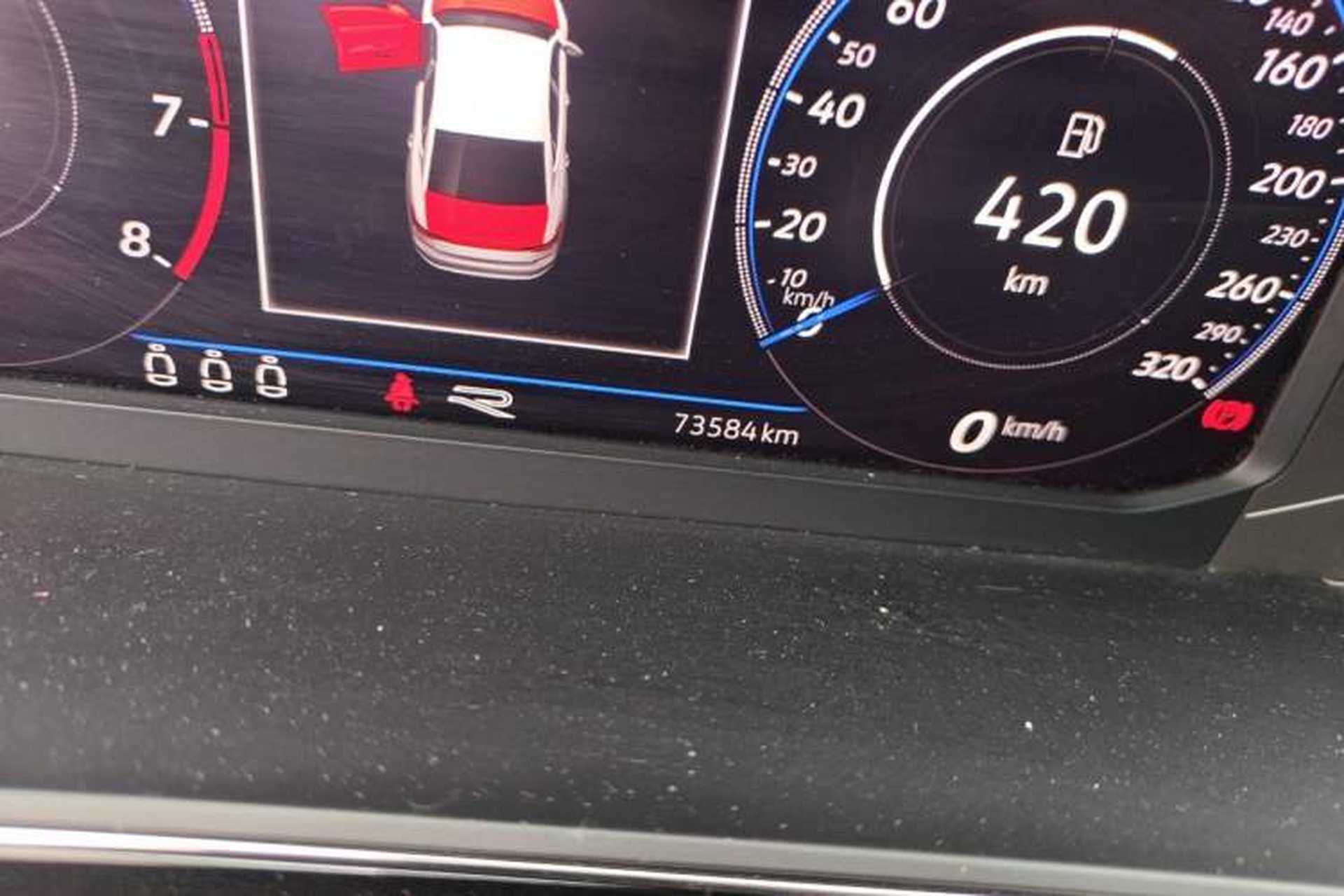 Used Volkswagen Passat 2021 330TSI Luxury Edition Odometer Close Up