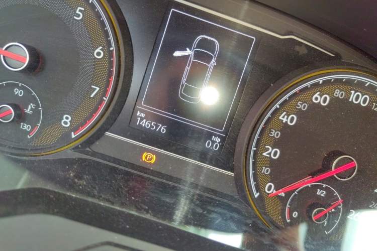 Used Volkswagen Passat 2021 330TSI Elite Edition Odometer Close Up